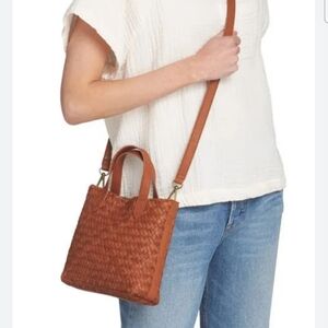 Madewell The Small Transport Crossbody: Woven Leather Edition in Brown